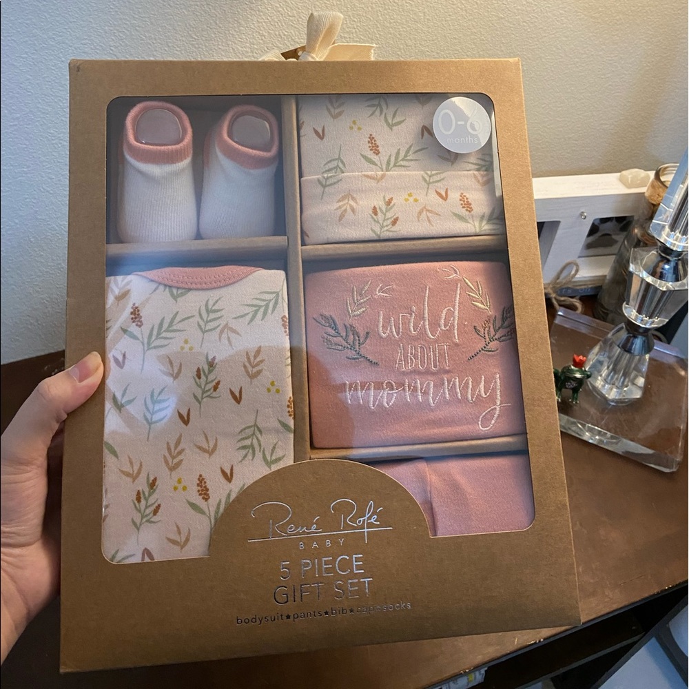 baby girl gift set